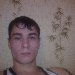 Симпатичный парень пригласит в гости девушку из Тамбова Симпатичный парень пригласит в гости девушку из Тамбова