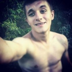 Молодой парень ищет стройную девушку для страстного секса в Тамбове Молодой парень ищет стройную девушку для страстного секса в Тамбове